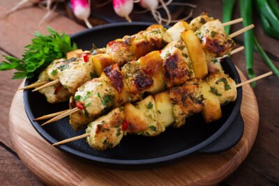 Chicken hariyali tikka is known for its vibrant green color and refreshing flavor. The chicken is marinated in a mixture of fresh herbs and spices, then grilled to perfection, resulting in juicy, flavorful pieces of chicken.